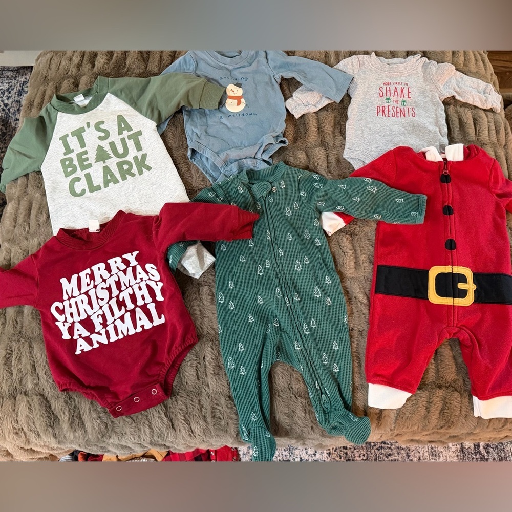 Festive Kids One Piece Lot, Christmas, size 0 to 3 months, three months, GUC